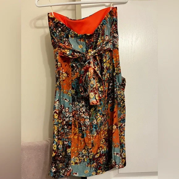 Mystic Strapless summer dress with pockets - Picture 2 of 2